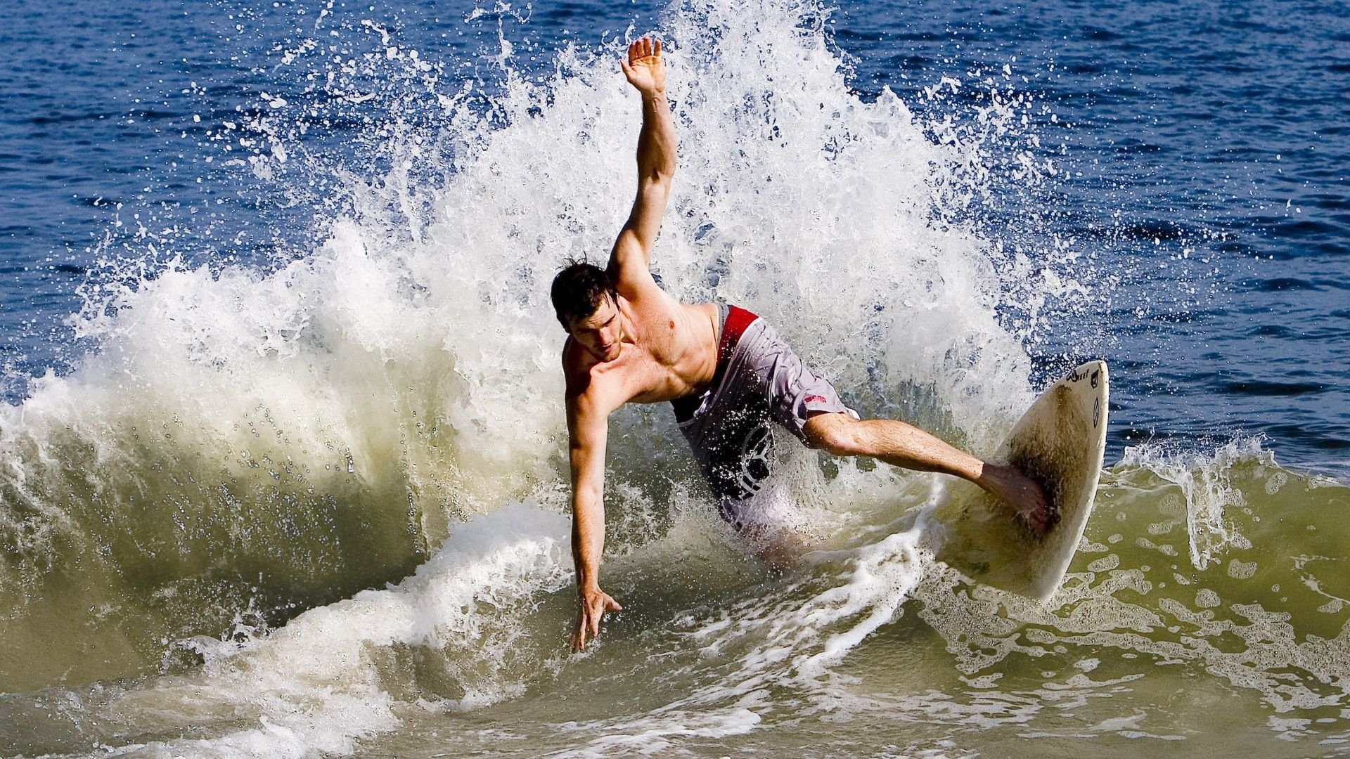 体育仲裁裁决引发争议，运动员权益保障再成焦点